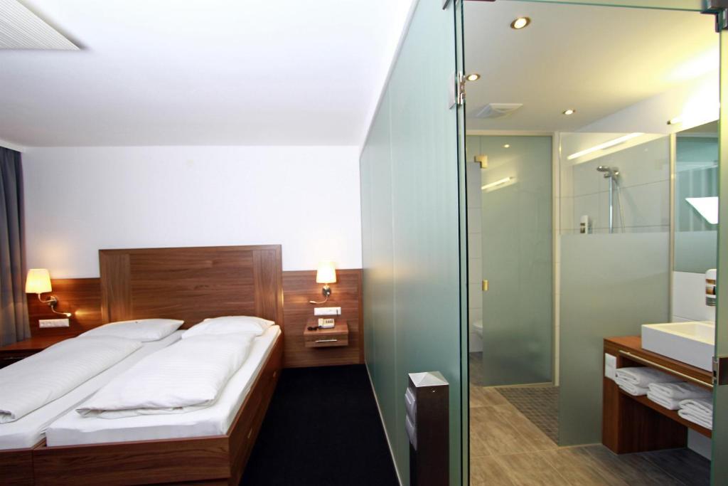 Pension Am Kurpark Viena Habitación foto